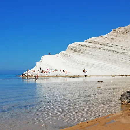 住宿加早餐酒店 唐娜特蕾莎住宿加早餐旅馆 4*