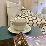 Donna Teresa 4*