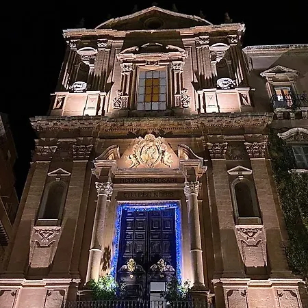 Donna Teresa