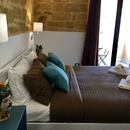 Nocleg ze śniadaniem Donna Teresa 4*